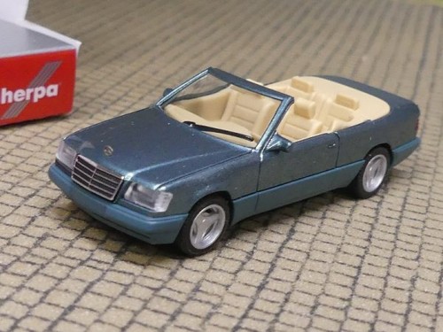 Herpa 300 24 cabrio - ce-24,